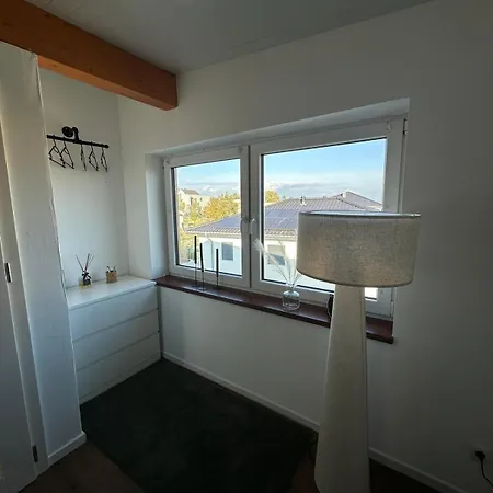 Monteurzimmer In 5 Personen Mit 4 Schlafzimmer *