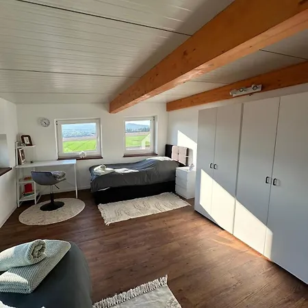 Monteurzimmer In 6 Personen Mit 4 Schlafzimmer
