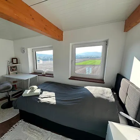 Monteurzimmer In 7 Personen Apartment *