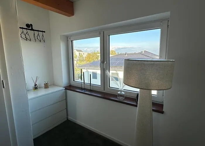 Monteurzimmer In 6 Personen Mit 4 Schlafzimmer *