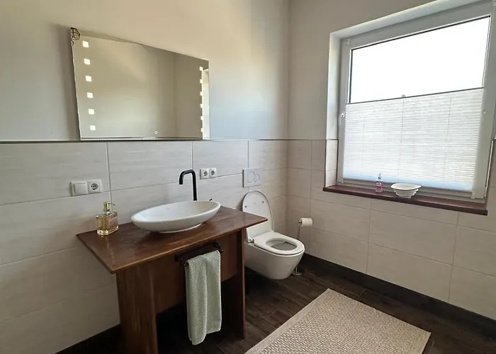 شقة Monteurzimmer In 6 Personen Mit 4 Schlafzimmer